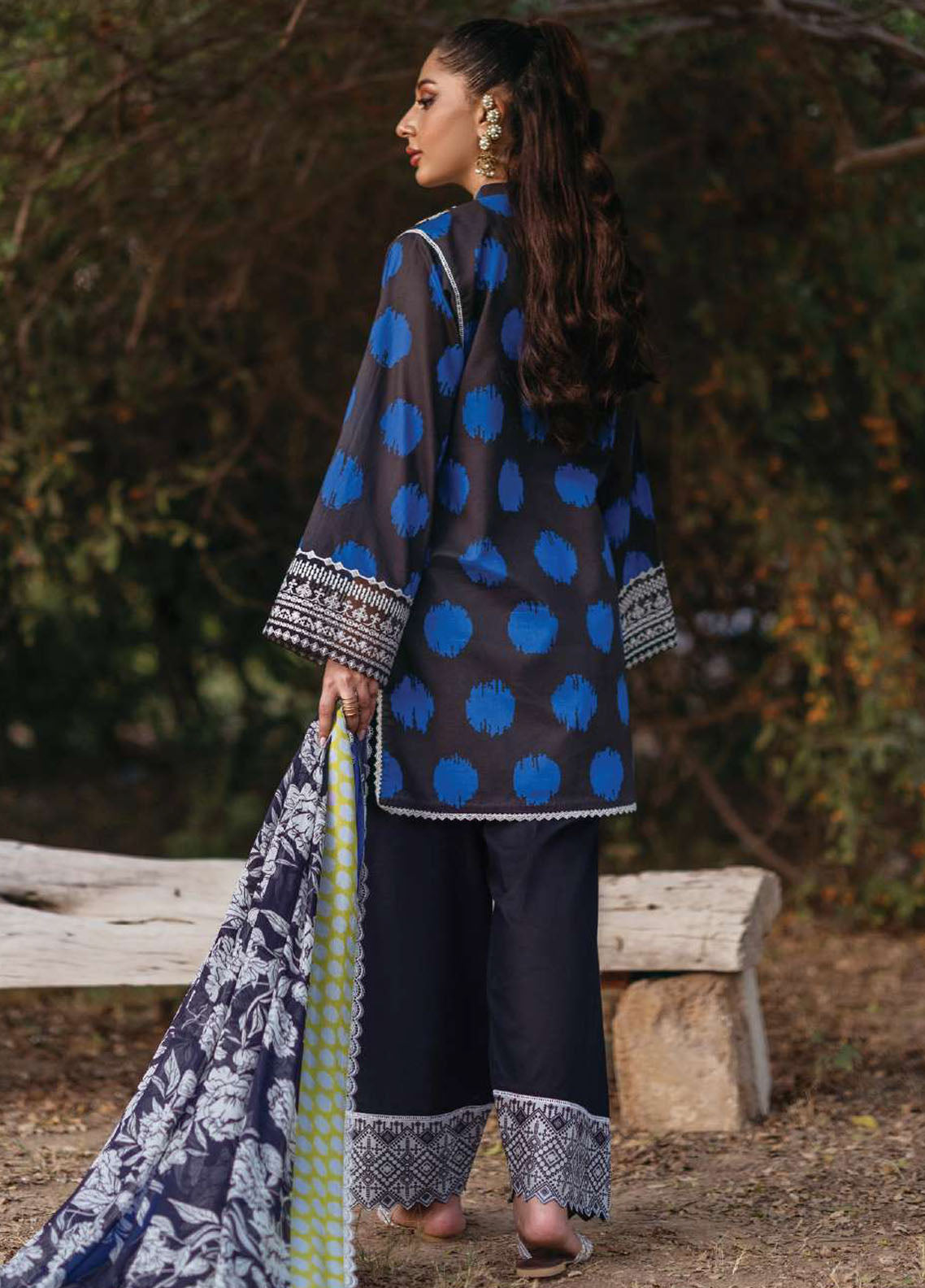 Freya Blue & Black